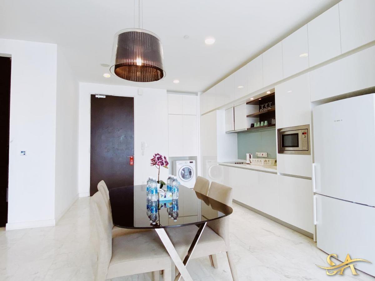 Queens Service Suites At Platinum Klcc Kuala Lumpur Exterior photo